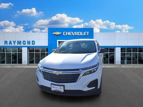 Used 2023 Chevrolet Equinox LS FWD image 7