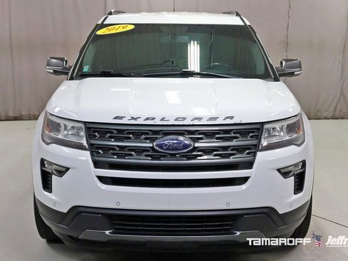 Used 2019 Ford Explorer XLT w/ Equipment Group 202A image 19