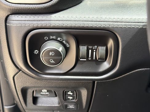 Used 2021 RAM 1500 Limited w/ Night Edition AWD/4WD image 27