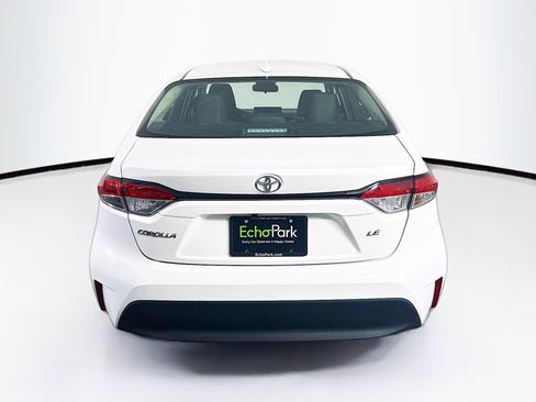 Used 2024 Toyota Corolla LE image 7