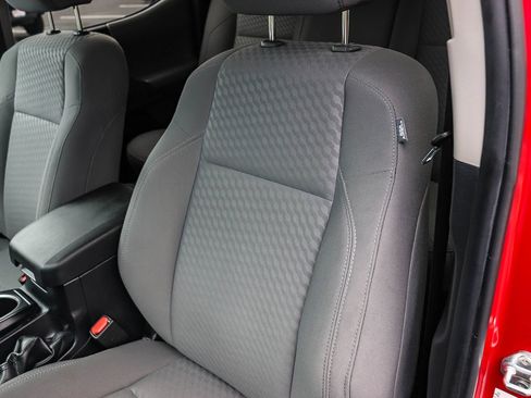 Certified 2023 Toyota Tacoma SR image 31