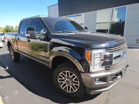 Used 2018 Ford F250 King Ranch w/ King Ranch Ultimate Package AWD/4WD image 2