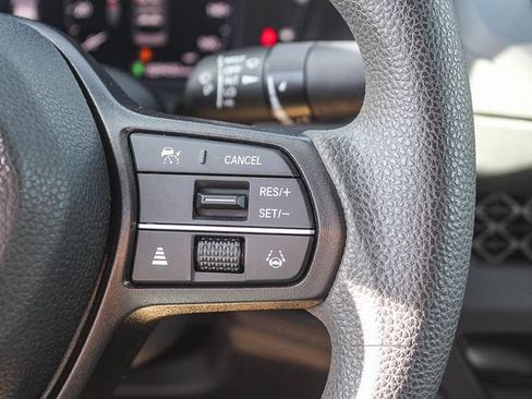 Used 2023 Honda Accord LX image 30
