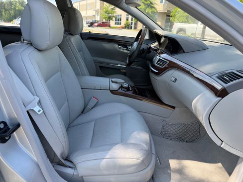 Used 2010 Mercedes-Benz S 550 image 36