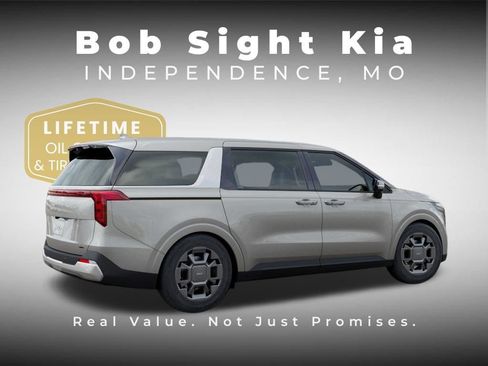 New 2026 Kia Carnival EX FWD image 6