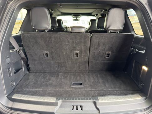 Used 2023 Lincoln Navigator Reserve AWD/4WD image 9
