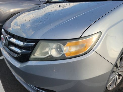 Used 2017 Honda Odyssey SE image 5