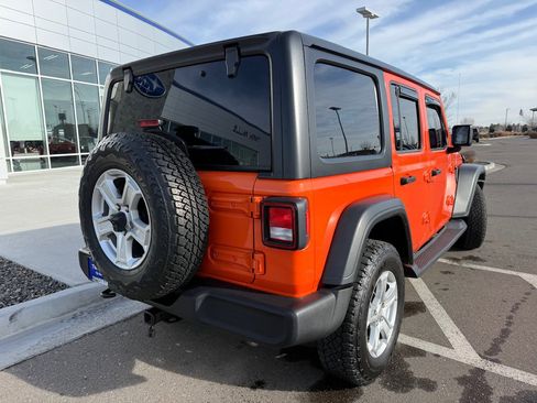 Used 2018 Jeep Wrangler Unlimited Sport S image 7