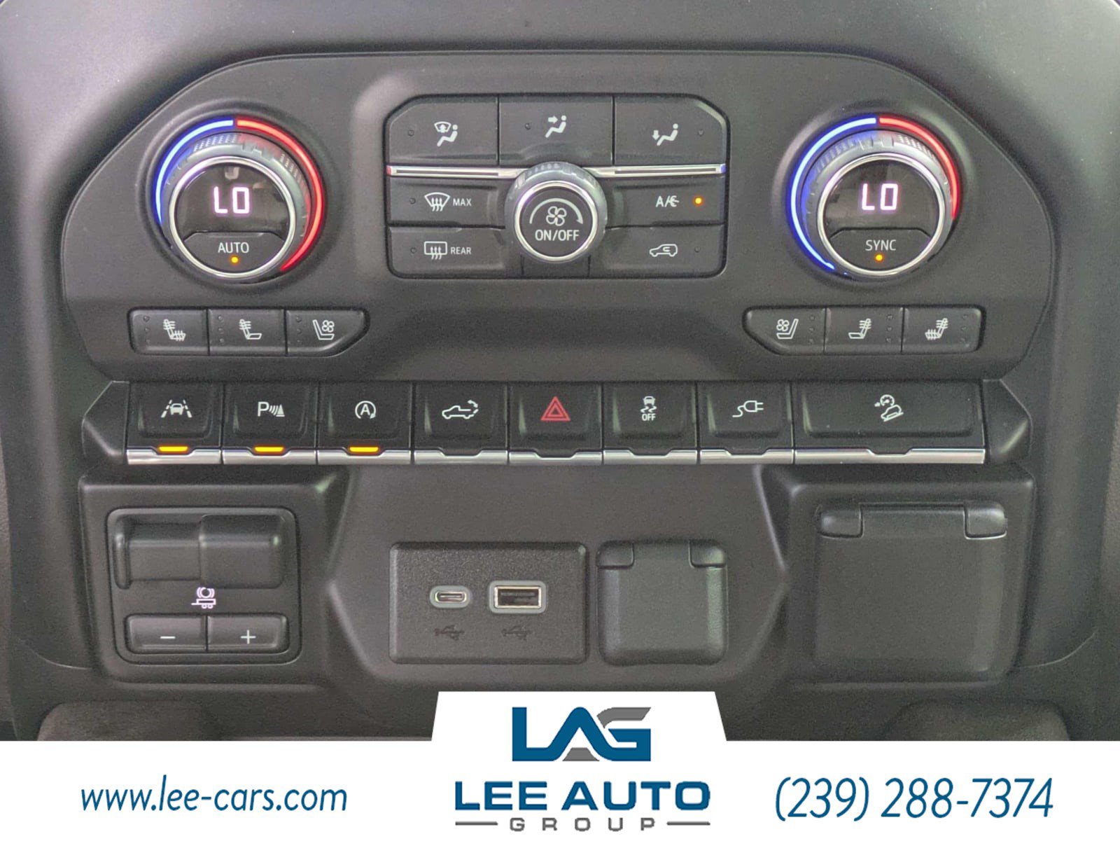 Used 2022 Chevrolet Silverado 1500 LTZ w/ LTZ Premium Package AWD/4WD image 16