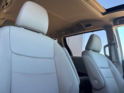 Certified 2016 Toyota Sienna XLE w/ XLE Navigation Package FWD image 22