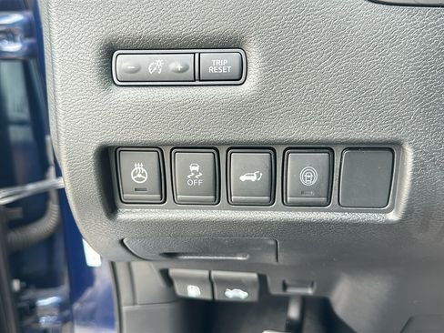 Used 2019 Nissan Murano Platinum AWD/4WD image 16