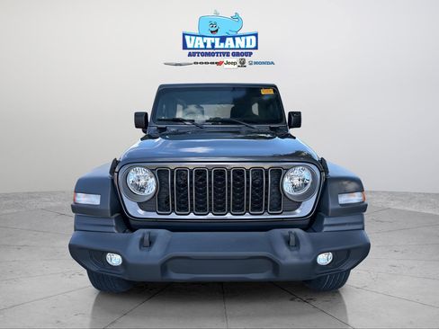Used 2024 Jeep Wrangler Unlimited Sport AWD/4WD image 7