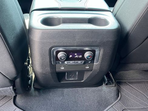 Used 2023 Chevrolet Suburban RST w/ Sport Performance Package image 17