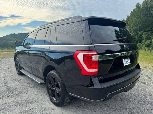 Used 2021 Ford Expedition XLT w/ Equipment Group 202A AWD/4WD image 6