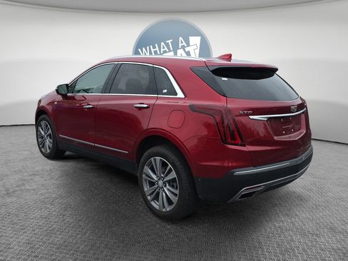 Used 2024 Cadillac XT5 Premium Luxury w/ LPO, Floor Liner Package FWD image 6