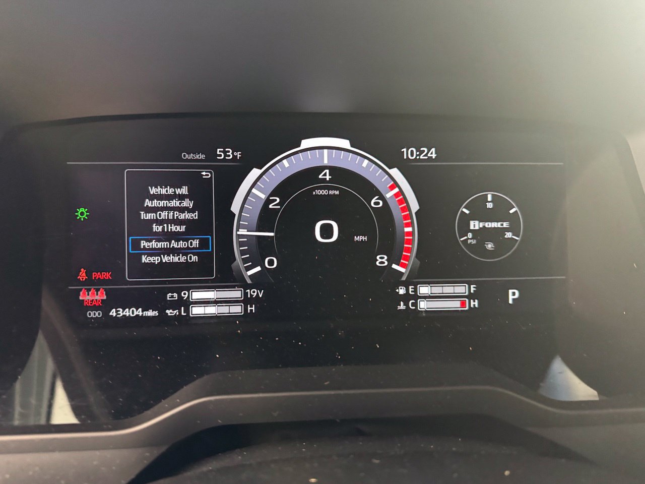 Used 2025 Toyota Tundra Limited AWD/4WD image 4