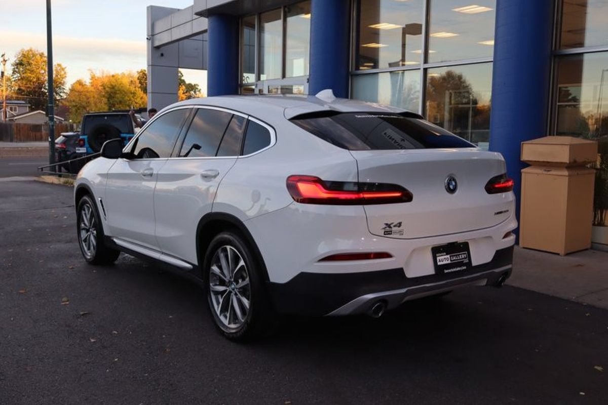 Used 2019 BMW X4 xDrive30i AWD/4WD image 3