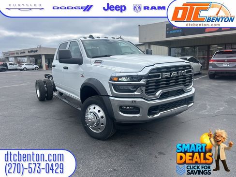 New 2026 RAM 5500 Tradesman w/ Chrome Appearance Group AWD/4WD image 1