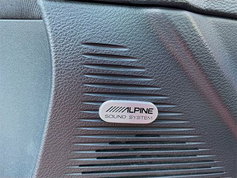 Used 2023 Dodge Challenger SXT w/ Blacktop Package image 11