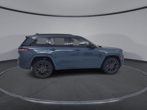 New 2026 Jeep Grand Cherokee Limited AWD/4WD image 16