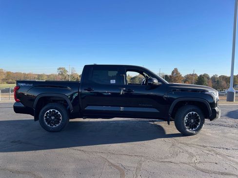 Used 2026 Toyota Tundra SR5 image 9