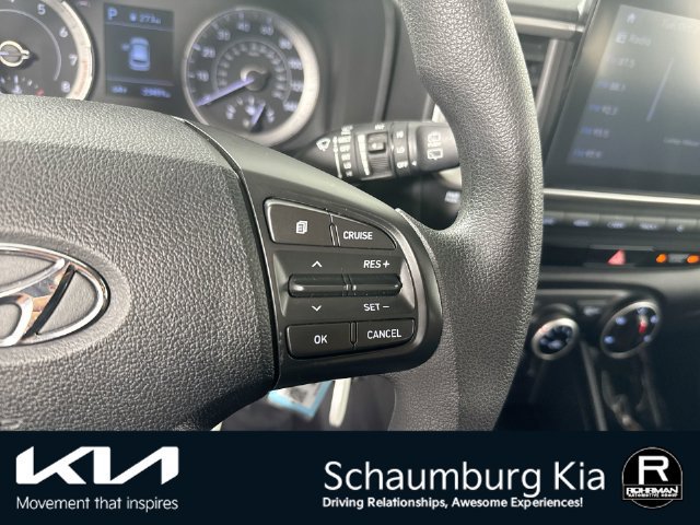 Used 2022 Hyundai Venue SE FWD image 12