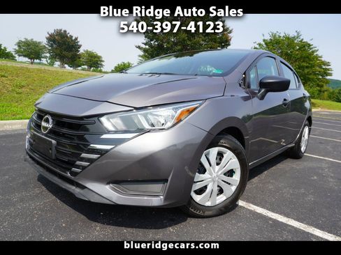 Used 2024 Nissan Versa S w/ Trunk Package FWD image 1