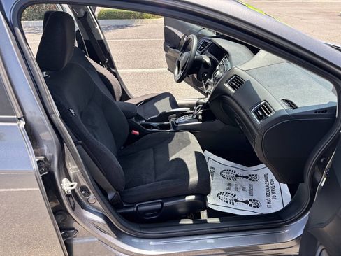 Used 2013 Honda Civic EX image 17