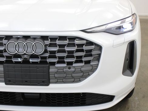 New 2026 Audi Q5 Premium AWD/4WD image 8
