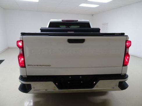 Used 2020 Chevrolet Silverado 1500 W/T w/ WT Convenience Package AWD/4WD image 5