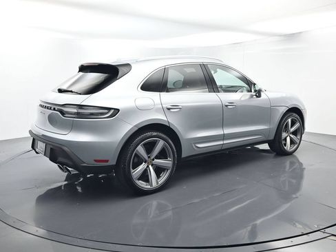 Certified 2025 Porsche Macan AWD/4WD image 15