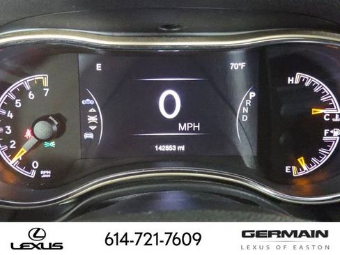 Used 2016 Jeep Grand Cherokee Laredo w/ Quick Order Package 23E AWD/4WD image 25