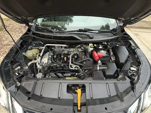 Used 2021 Nissan Rogue S FWD image 33