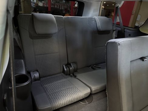 Used 2019 GMC Yukon XL SLE image 21