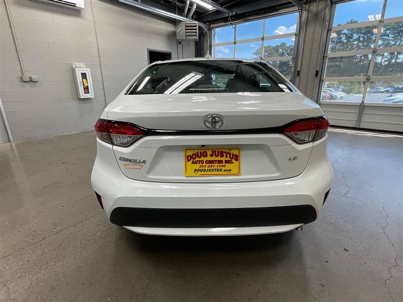 Used 2020 Toyota Corolla LE FWD image 4