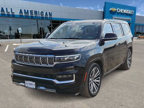 Used 2023 Jeep Grand Wagoneer Series III AWD/4WD image 1