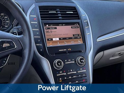 Used 2019 Lincoln MKC Premiere FWD image 10