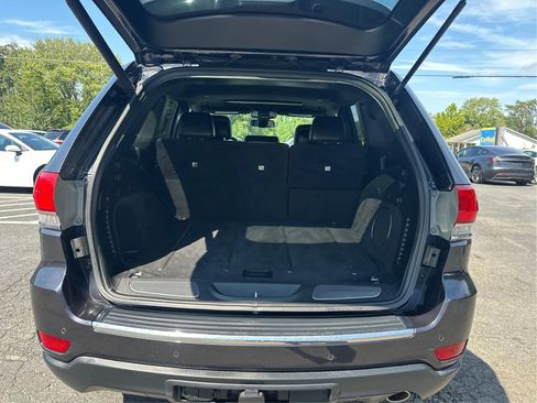 Used 2016 Jeep Grand Cherokee Limited w/ Trailer Tow Group IV AWD/4WD image 16