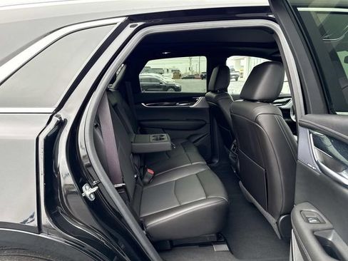 Used 2024 Cadillac XT5 Premium Luxury AWD/4WD image 16