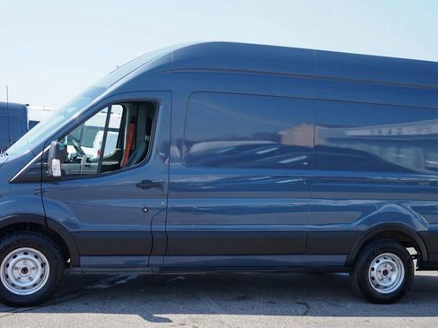 Used 2020 Ford Transit 250 148 High Roof Extended RWD image 3