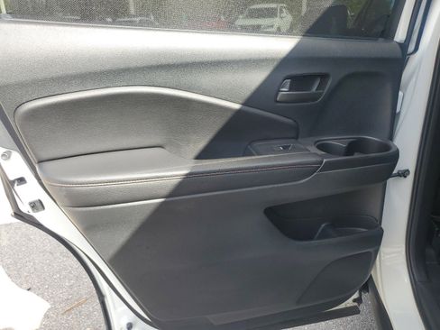 Used 2023 Honda Passport TrailSport image 18