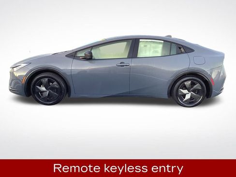 Used 2024 Toyota Prius LE image 7