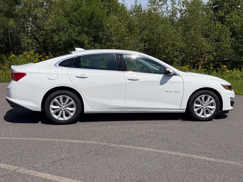 Used 2025 Chevrolet Malibu LT FWD image 23