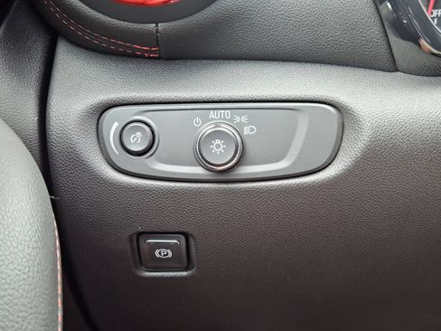 Certified 2022 Chevrolet Blazer RS w/ Enhanced Convenience Package FWD image 24