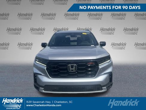 Certified 2025 Honda Pilot TrailSport image 1
