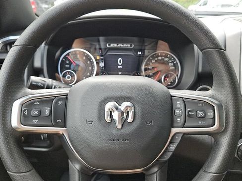 New 2026 RAM 1500 Express AWD/4WD image 21