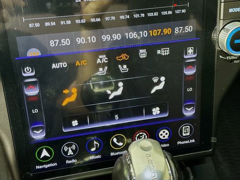 Used 2017 Ford Mustang GT RWD image 16