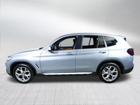 Used 2024 BMW X3 xDrive30i w/ Premium Package AWD/4WD image 4