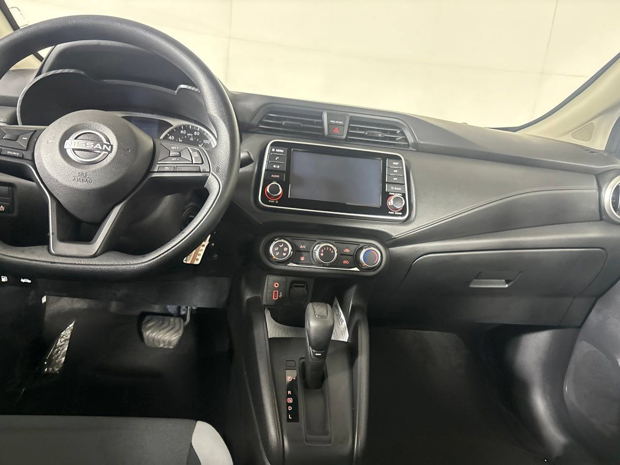 Used 2025 Nissan Versa S w/ Trunk Package FWD image 24