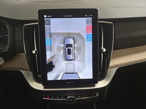 New 2026 Volvo XC90 T8 Plus image 20
